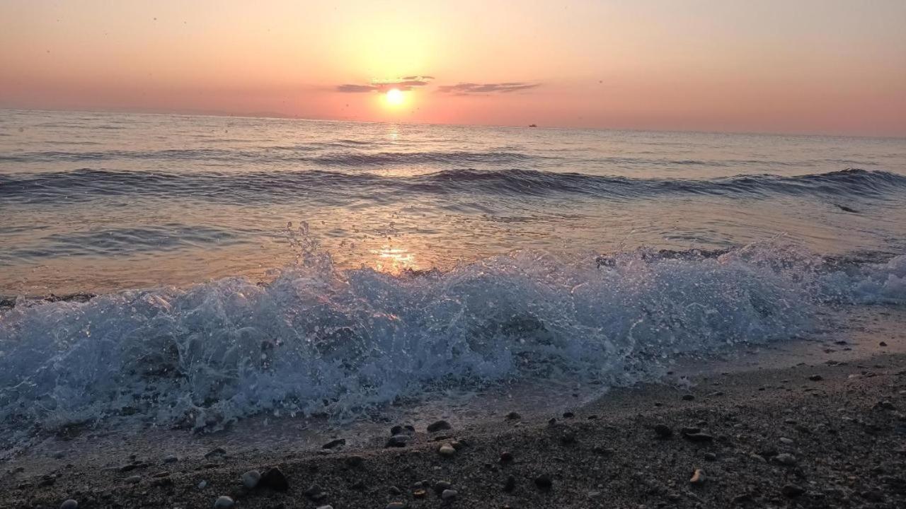 Aegean Blue Villa Platamonas Bagian luar foto